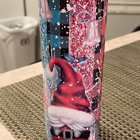 Gnome 20oz stainless Steel tumbler - Picture 2 of 6